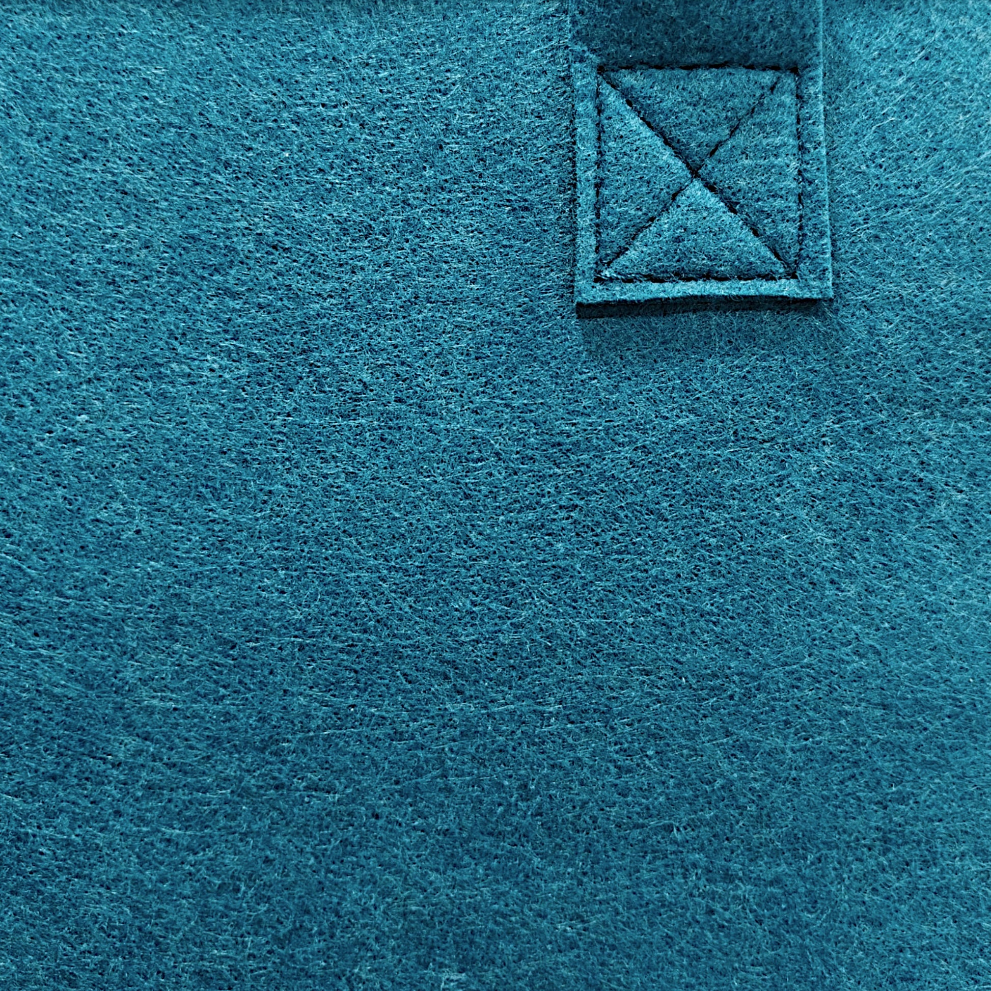 Teal close